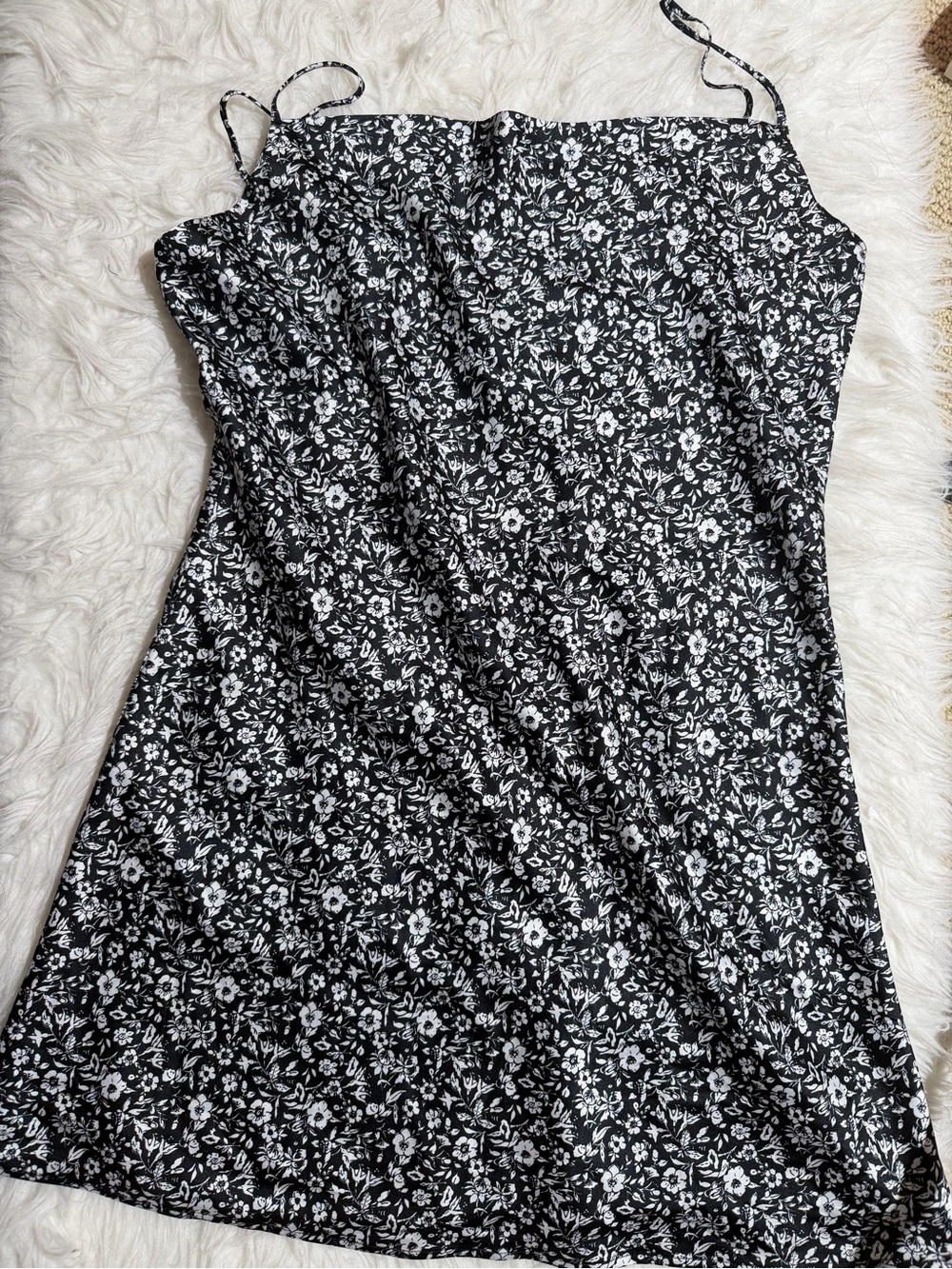 NWT Abercrombie & Fitch XL Petite Black and White Floral Slip Dress Silky Cowl N